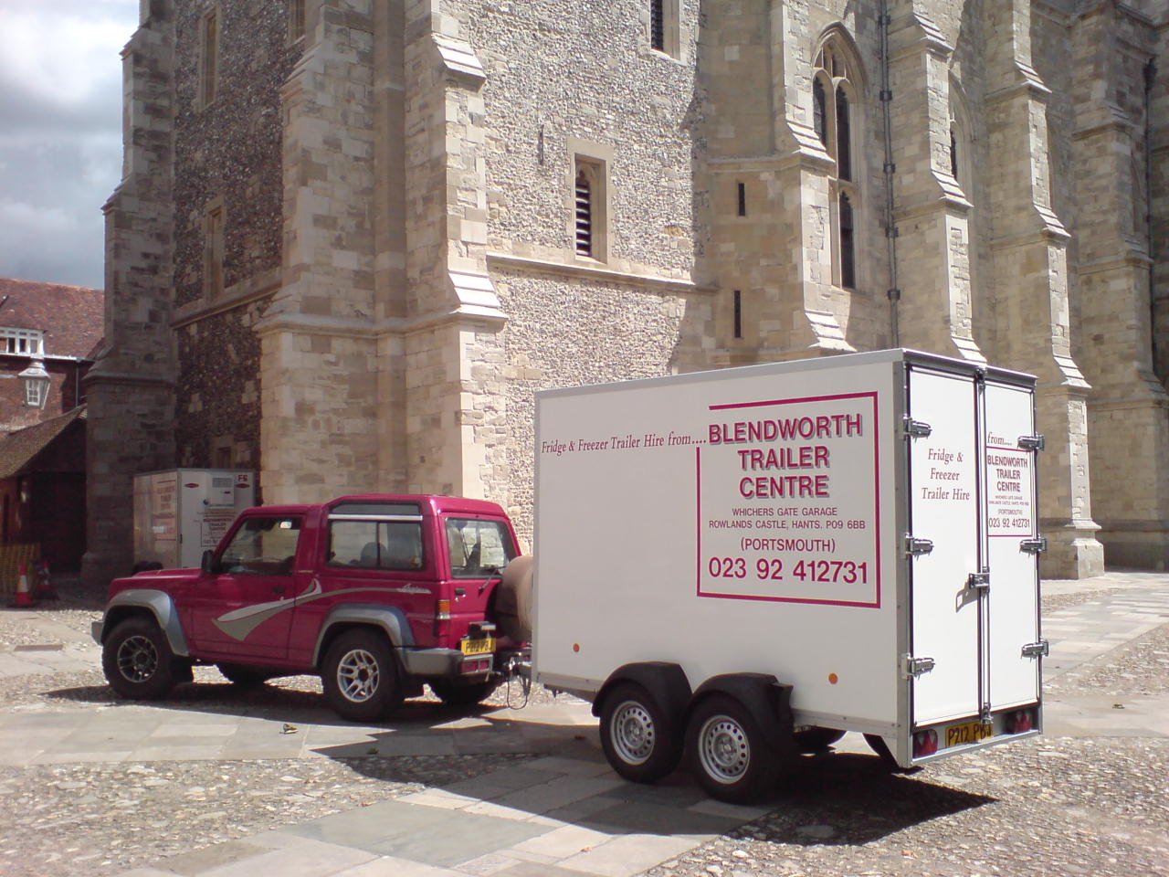 Delivering Fridge Trailer to Winchester College